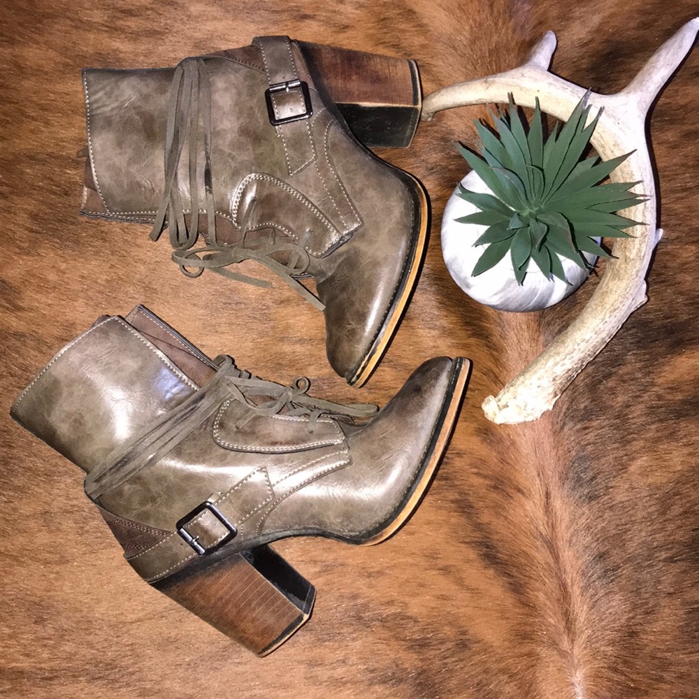 Combat booties